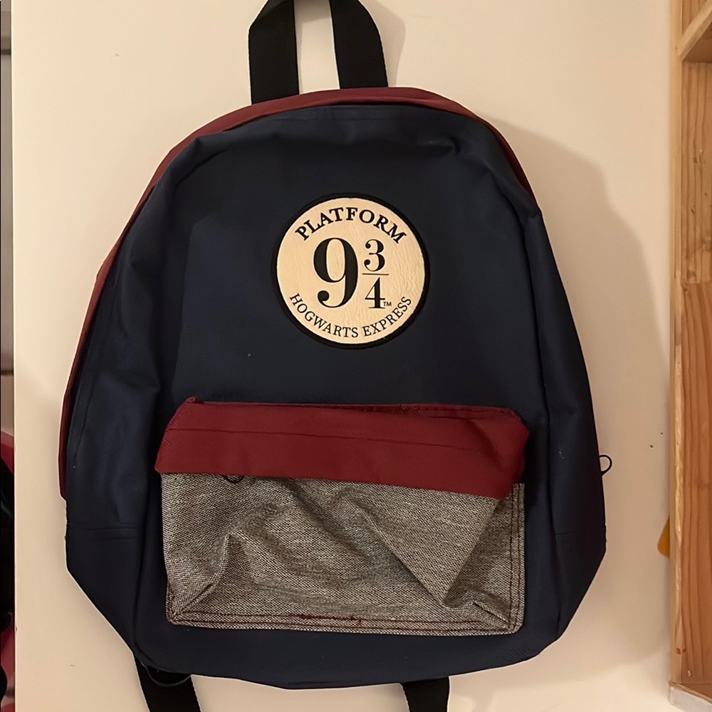 Platform 9 3/4 Hogwarts Express Backpack - Navy and Burgundy